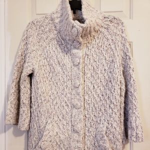 Beautiful Cream Cable knit sweater